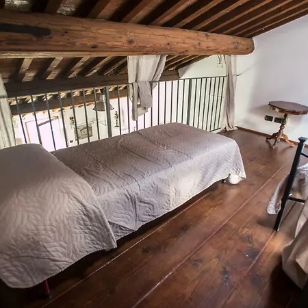 Osei 1 - The Hawk Appartement *