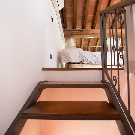 Osei 1 - The Hawk Appartement *